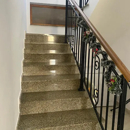 Villa Almond Grove *