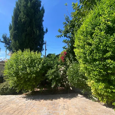 Almond Grove Villa *